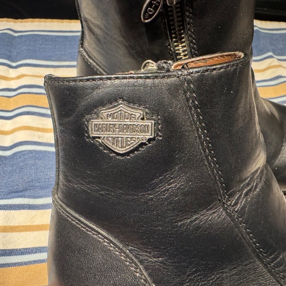 Harley Women's Black Ankle Boots size 8 - Picture 2 of 7